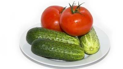 Конспект НОД по аппликации «Огурцы и помидоры лежат на тарелке»